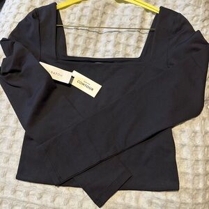 NWT Aritzia Babaton Top